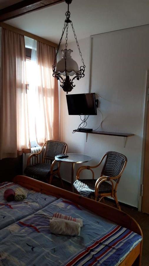 " Art Ddr" Eig Bad Dir Im Zim, 3 Og, Treppensteigen Kein Fruehhstueck Keine Kueche Nur Uebernachtung Parkpl, Wifi, Blankenb Otel Blankenburg  Dış mekan fotoğraf