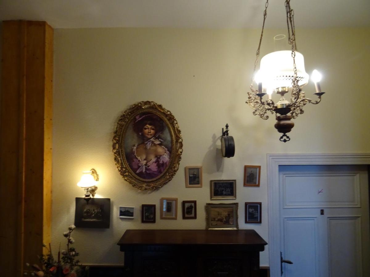 " Art Ddr" Eig Bad Dir Im Zim, 3 Og, Treppensteigen Kein Fruehhstueck Keine Kueche Nur Uebernachtung Parkpl, Wifi, Blankenb Otel Blankenburg  Dış mekan fotoğraf